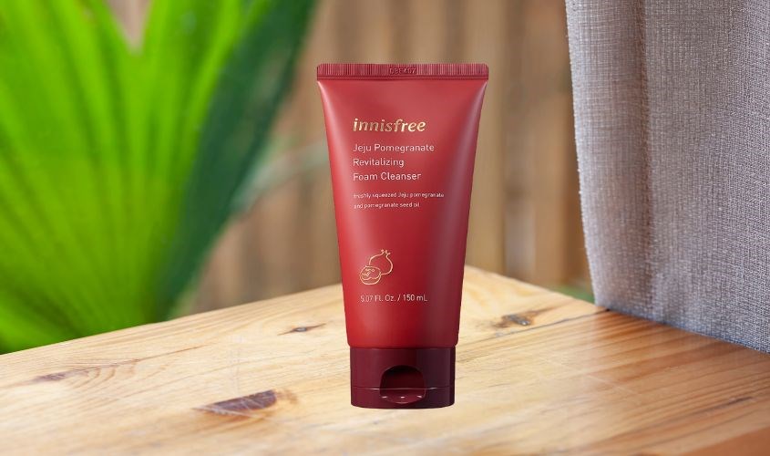 Sữa rửa mặt Innisfree Jeju Pomegranate Revitalizing