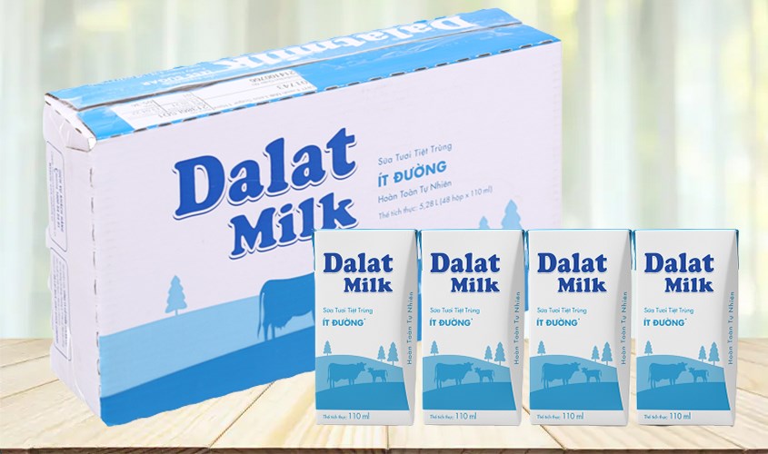 Thùng 48 hộp sữa tươi Dalat Milk ít đường 110 ml (từ 1 tuổi)