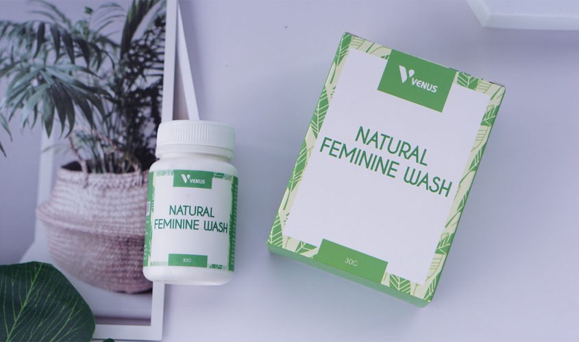 Dung dịch vệ sinh phụ nữ Natural Feminine Curcumin Wash