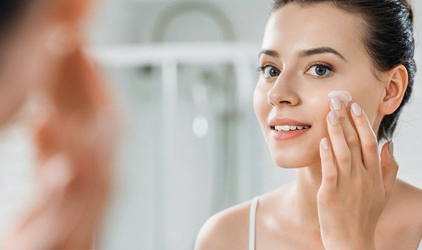 Sử dụng đều đặn mỗi ngày, 2 lần vào buổi sáng và tối để đạt được hiệu quả cao Sử dụng đều đặn mỗi ngày, 2 lần vào buổi sáng và tối để đạt được hiệu quả cao