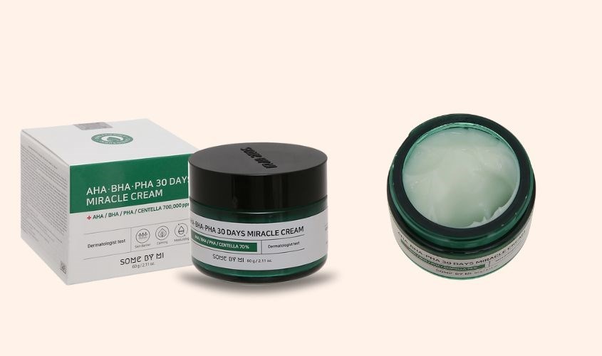 Kem dưỡng ẩm some by mi AHA-BHA-PHA 30 days Miracle Cream có kết cấu dạng gel mỏng Kem dưỡng ẩm some by mi AHA-BHA-PHA 30 days Miracle Cream có kết cấu dạng gel mỏng
