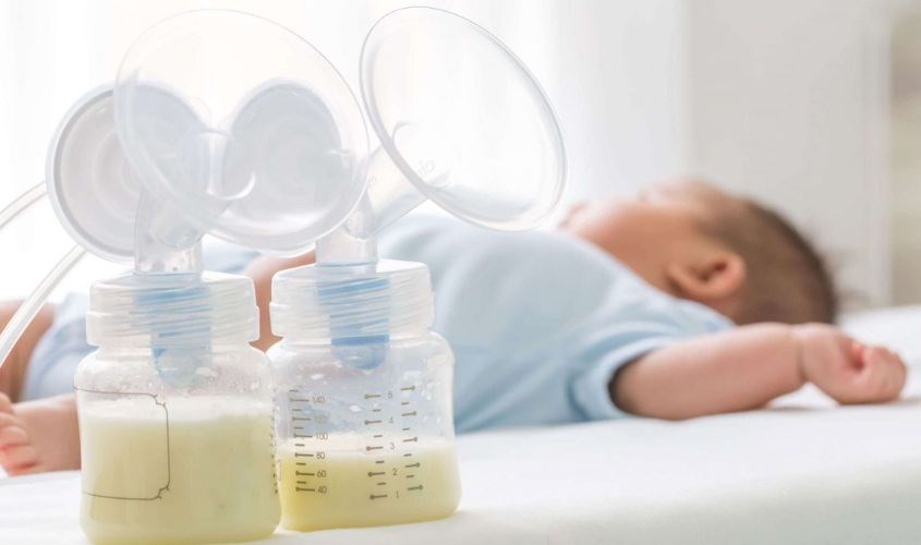 Sử dụng máy hút sữa giả có thể gây nguy hiểm trực tiếp đến sức khỏe của em bé  