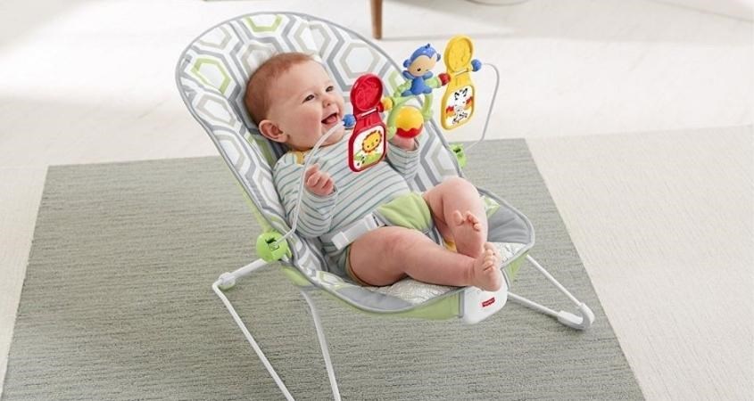 Đặt ghế rung ở vị trí bằng phẳng