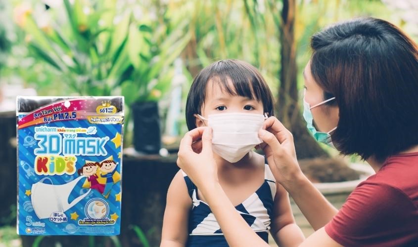 Túi 5 cái khẩu trang cho bé Unicharm 3D