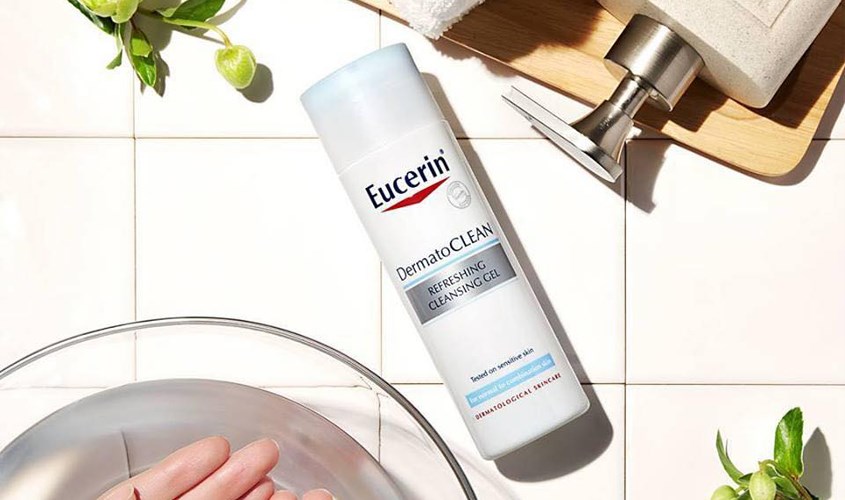 Sữa rửa mặt Eucerin Dermato Clean Refreshing Cleansing Gel