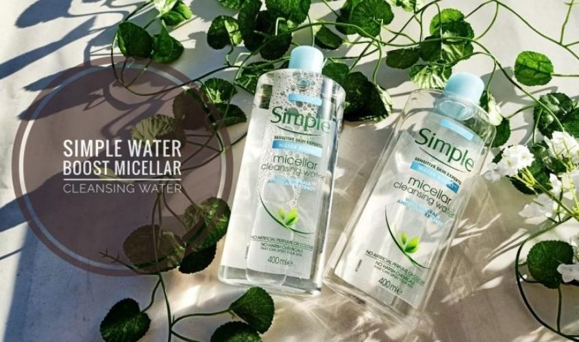 Sản phẩm chính hãng khi lắc nhẹ sẽ có bọt trắng li ti