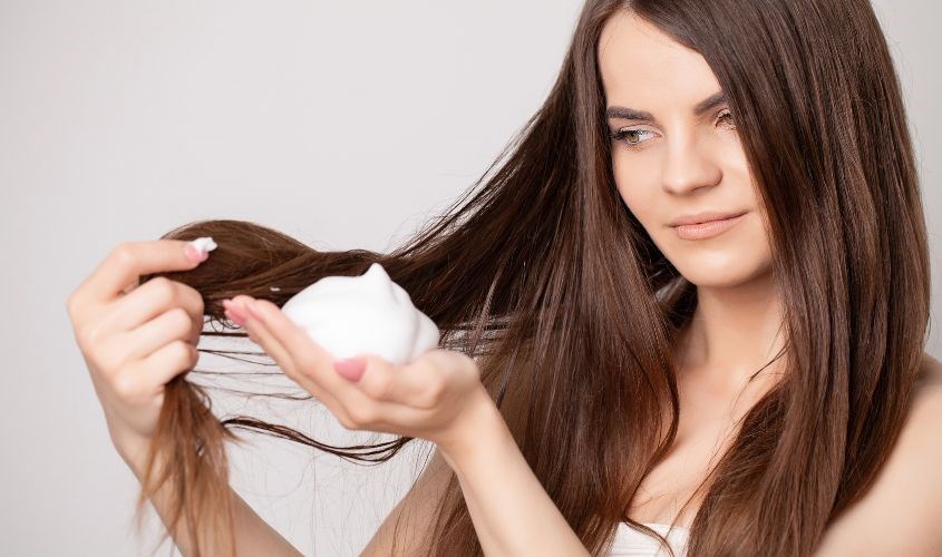 Những lưu ý khi sử dụng dầu xả cho da đầu dầu mà bạn nên biết