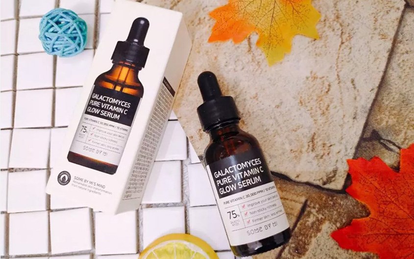 Sử dụng tinh chất dưỡng trắng chống lão hóa Vitamin C Some By Mi Galactomyces Pure 30ml