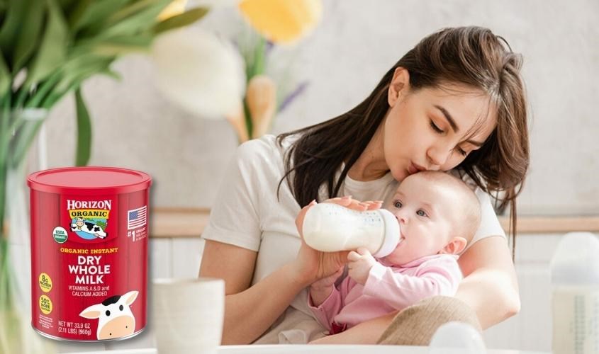 Mẹ nên cho bé uống sữa ở 38 độ C