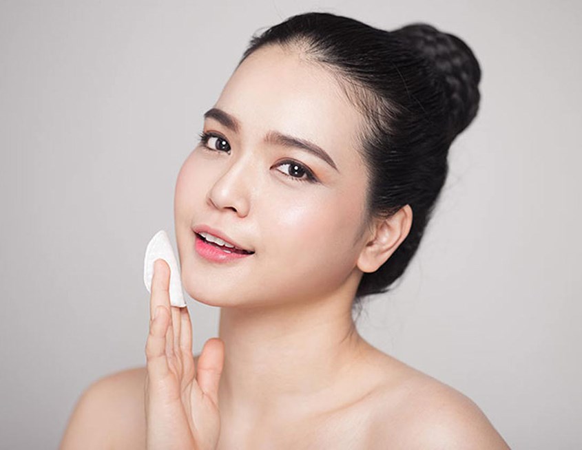 Công dụng của toner Eveline 5% Glycolic Acid