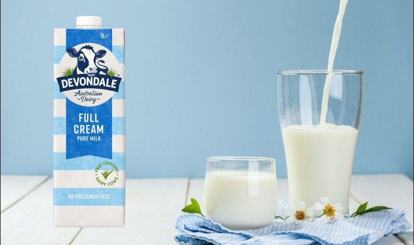 Devondale full cream có vỏ ngoài màu xanh da trời