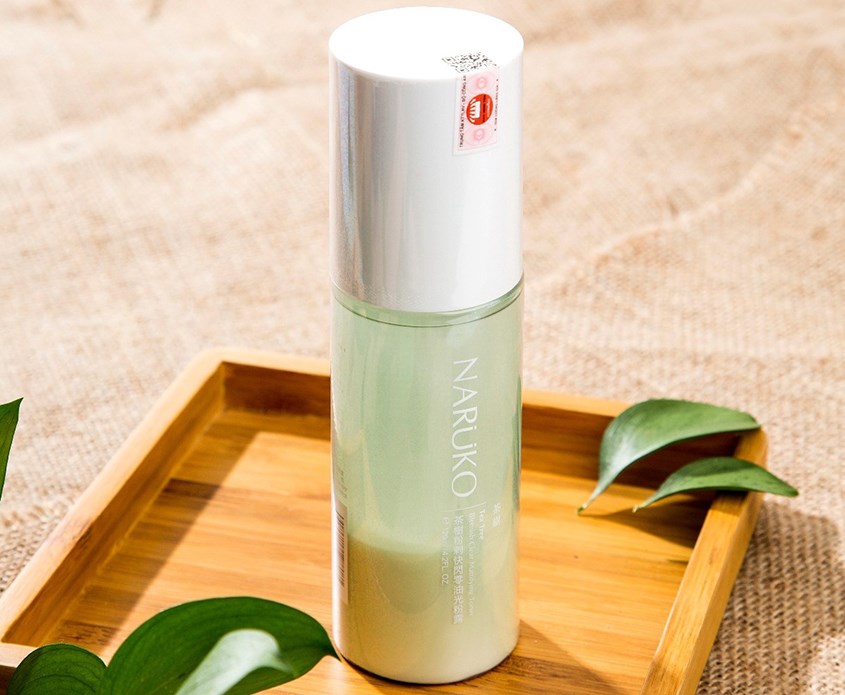 Naruko Tea Tree Shine Blemish Clear Mattifying Toner