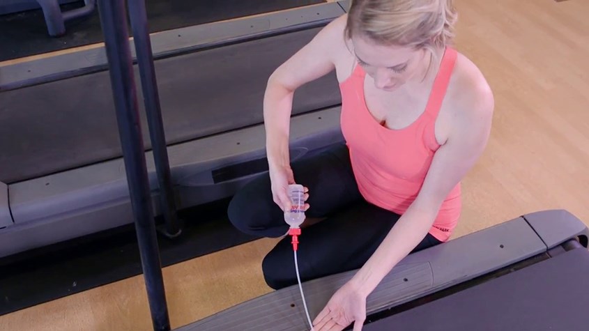 Không tra quá nhiều dầu vào máy