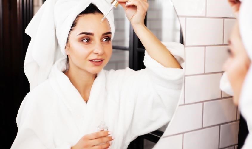 Không nên sử dụng quá nhiều loại serum cùng một lúc