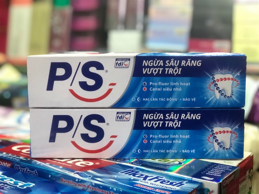 Kem đánh răng P/S Ngừa Sâu Răng Vượt Trội hương thơm mát 240g
