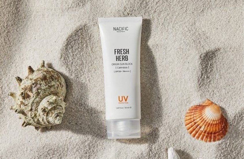 Kem chống nắng làm dịu và phục hồi da Nacific Fresh Herb SPF 50+ PA++++ 50 ml
