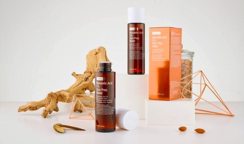 Thành phần không chứa paraben, silicon, màu và hương liệu nhân tạo phù hợp với mọi loại da.