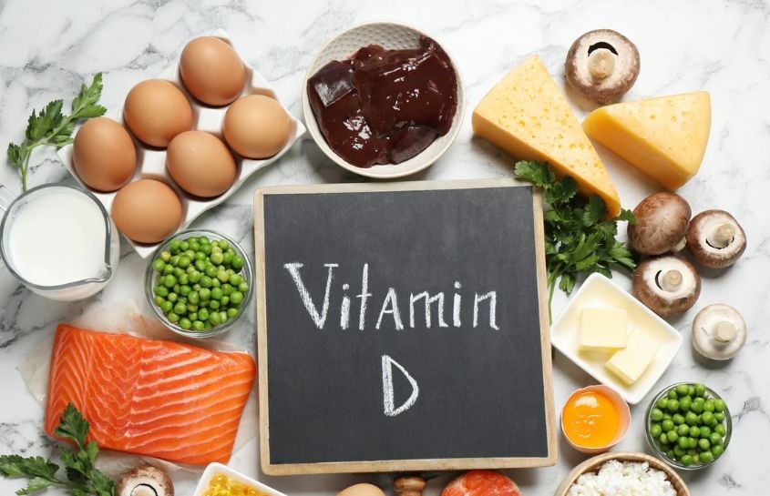 Vitamin D có nhiều trong thịt, cá, trứng, sữa,...
