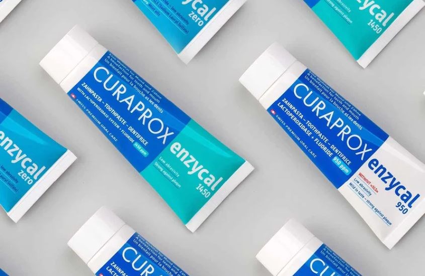 Kem đánh răng Curaprox Enzycal