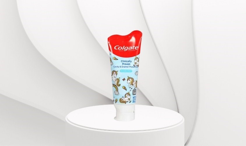 Kem đánh răng Colgate chứa Fluoride của Mỹ