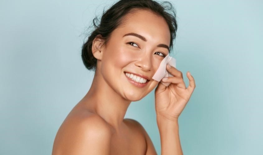 Không nên lạm dụng giấy thấm dầu 