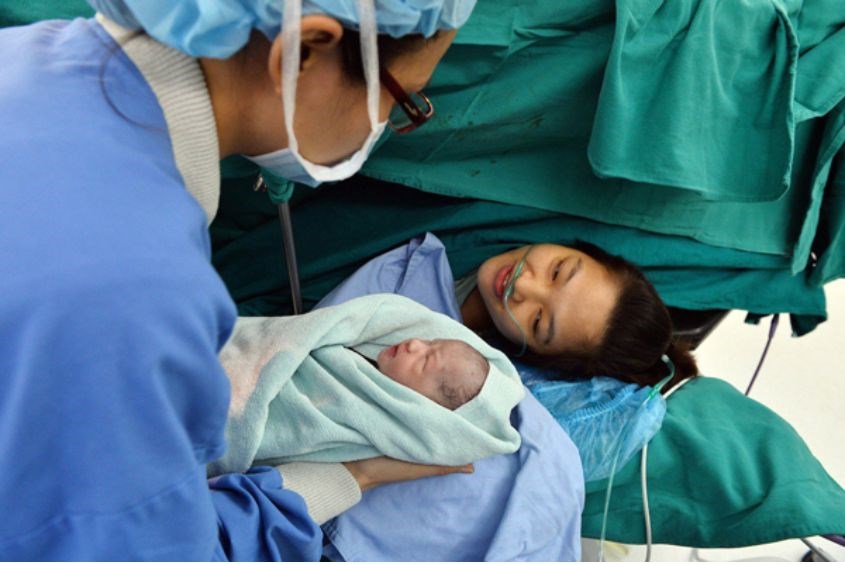 Gây tê tủy sống sinh mổ