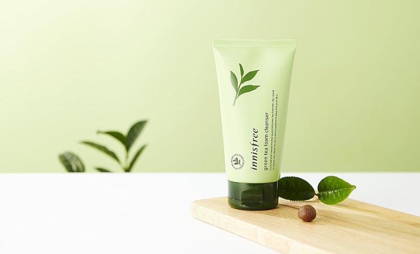 Sữa rửa mặt trà xanh Innisfree Green Tea Cleansing Foam