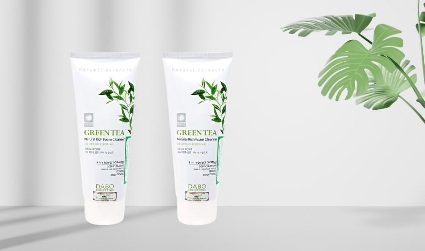 Sữa rửa mặt Dabo Green Tea Natural Rich Foam Cleanser