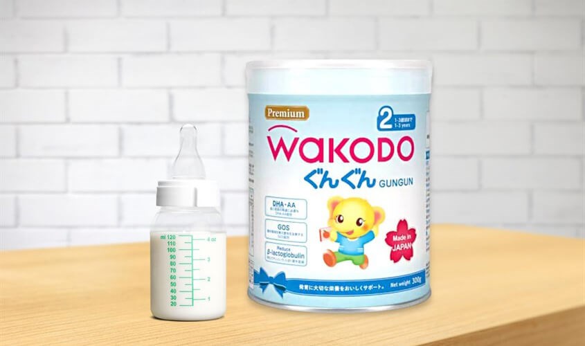 Sữa bột Wakodo Gungun số 2 830g (12 - 36 tháng)