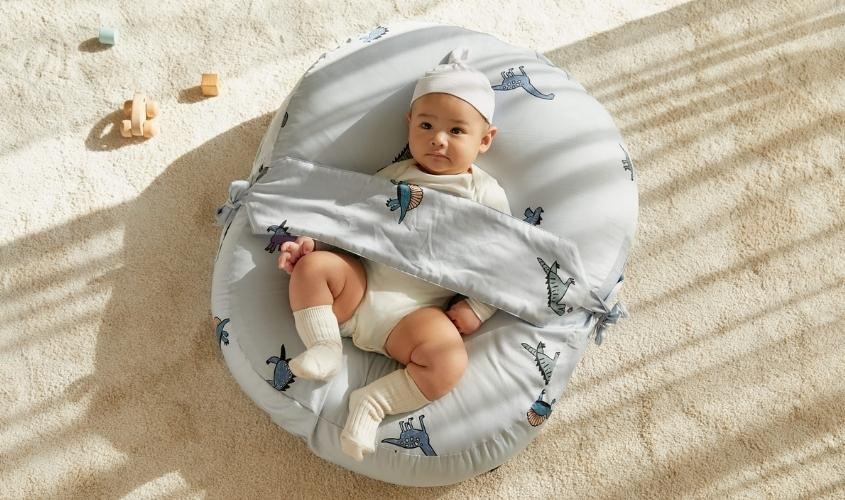 Gối chống trào ngược giúp quá trình chăm sóc bé dễ dàng hơn