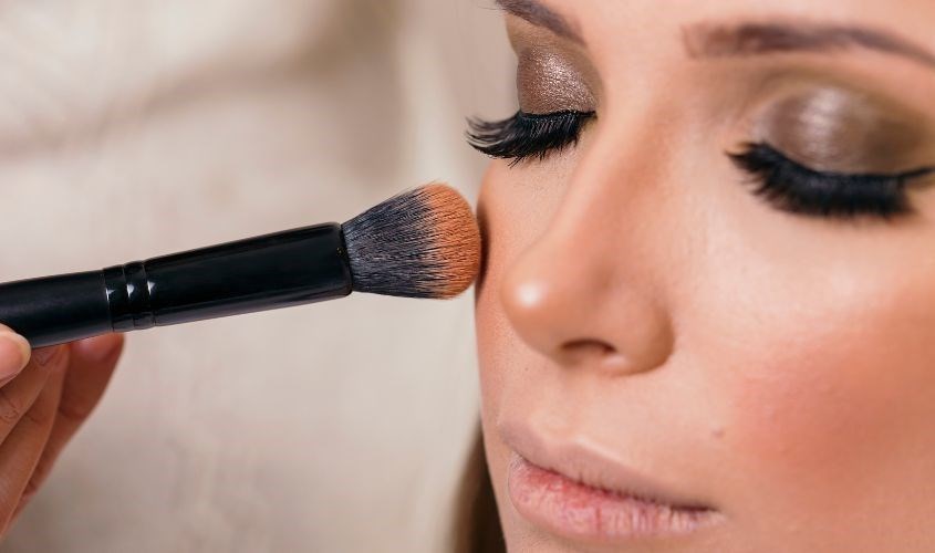 Chọn phong cách trang điểm yêu thích của mình