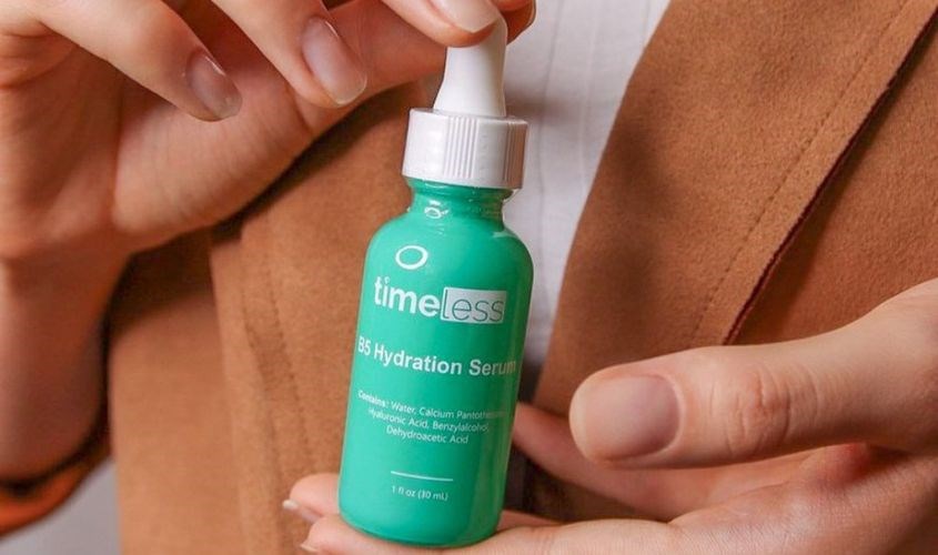Serum dưỡng da Timeless B5 với thiết kế nhỏ gọn, dễ sử dụng
