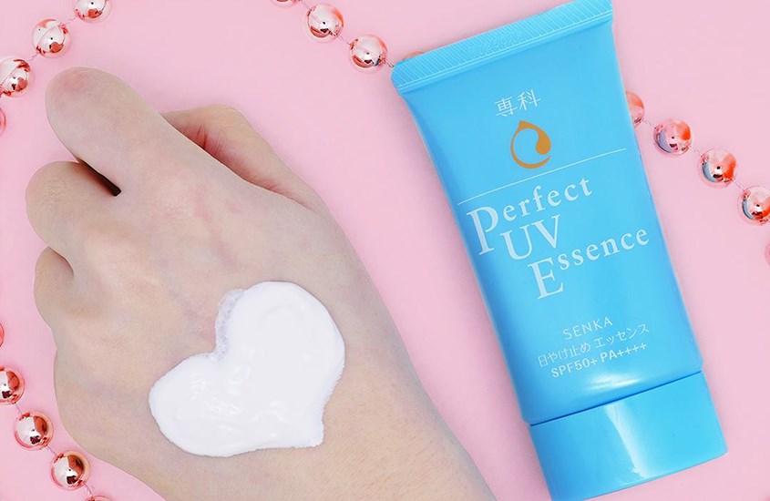 Tinh chất chống nắng dưỡng ẩm Senka Perfect UV Essence SPF 50+/PA++++