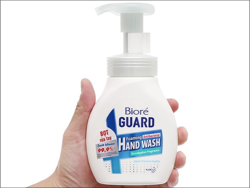 Bọt rửa tay Bioré hương khuynh diệp chai 250ml