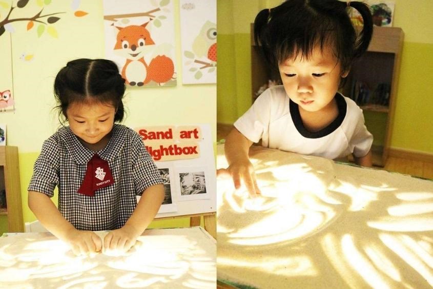 Trò chơi cho bé vẽ tranh cát 