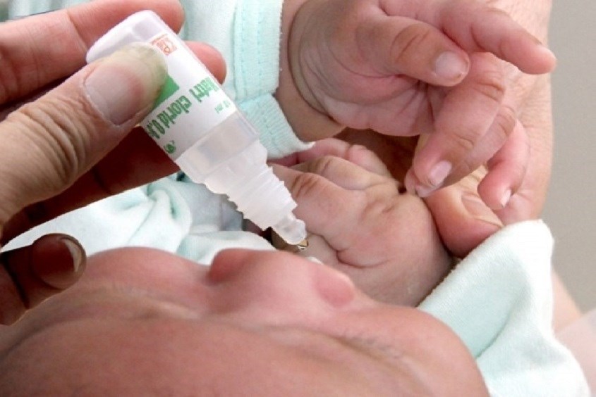 Trẻ bị sổ mũi kéo dài