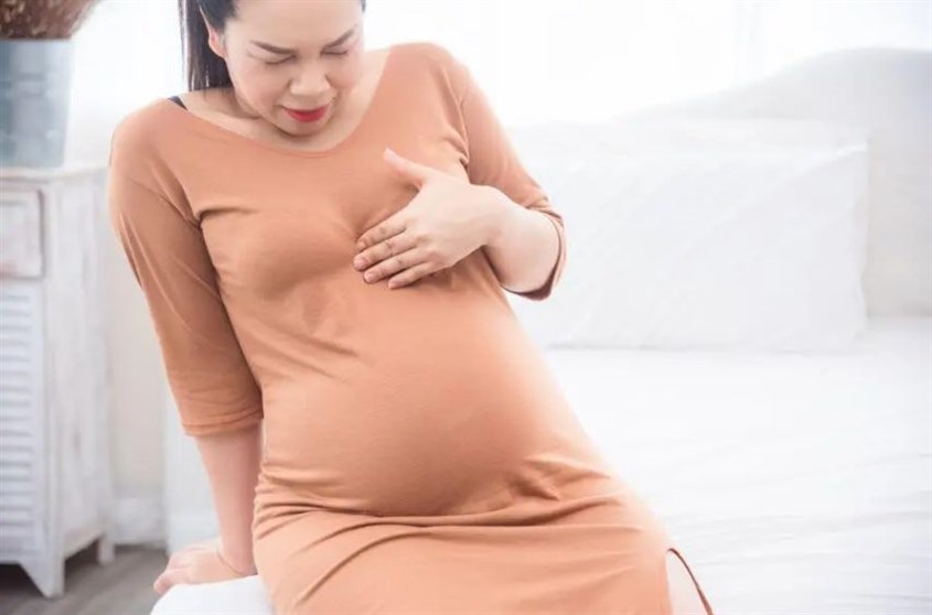 Bị trào ngược dạ dày ở mẹ bầu