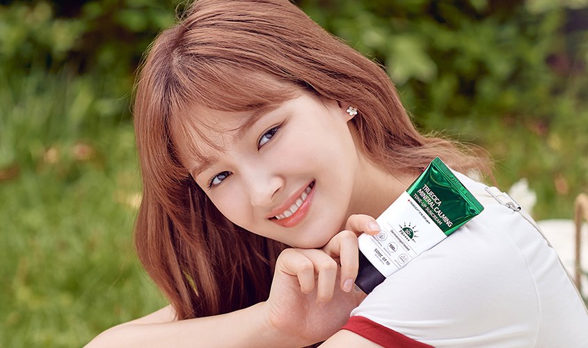 Kem chống nắng Some By Mi Truecica Mineral Calming SPF 50+ PA++++ 50 ml