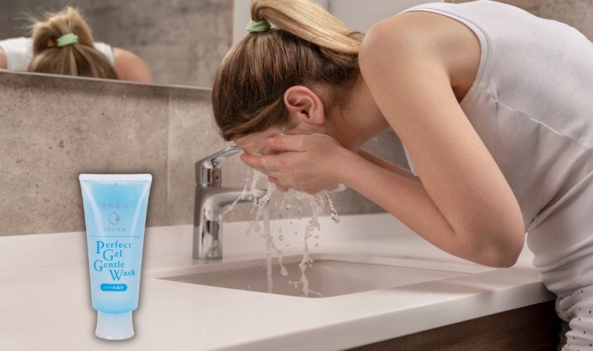 Gel rửa mặt dịu nhẹ cho da khô và da nhạy cảm Senka Perfect Gel Gentle Wash 100g