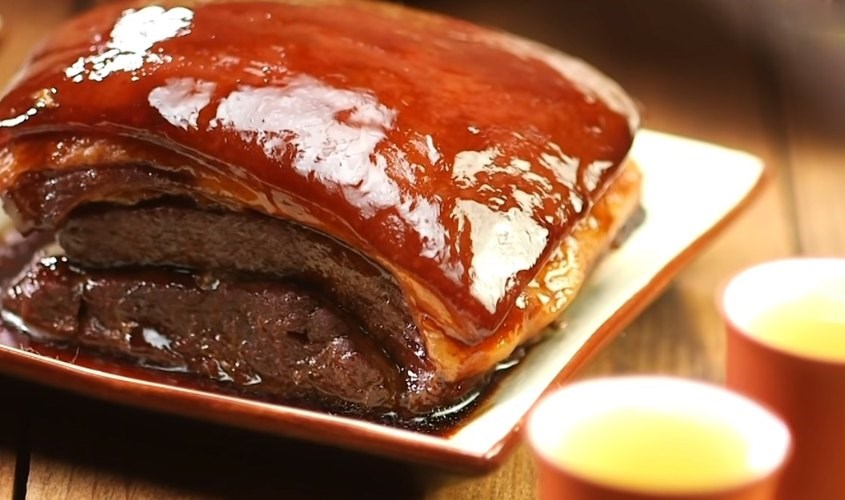 Sử dụng nước tương ướp thịt cho ra màu sắc hấp dẫn Sử dụng nước tương ướp thịt cho ra màu sắc hấp dẫn