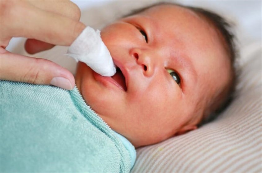 Sau khi tắm cho bé Tắm cho bé