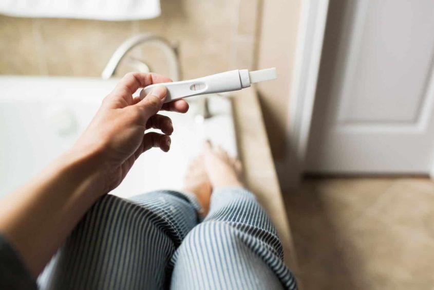 Kết quả khi dùng que thử rụng trứng