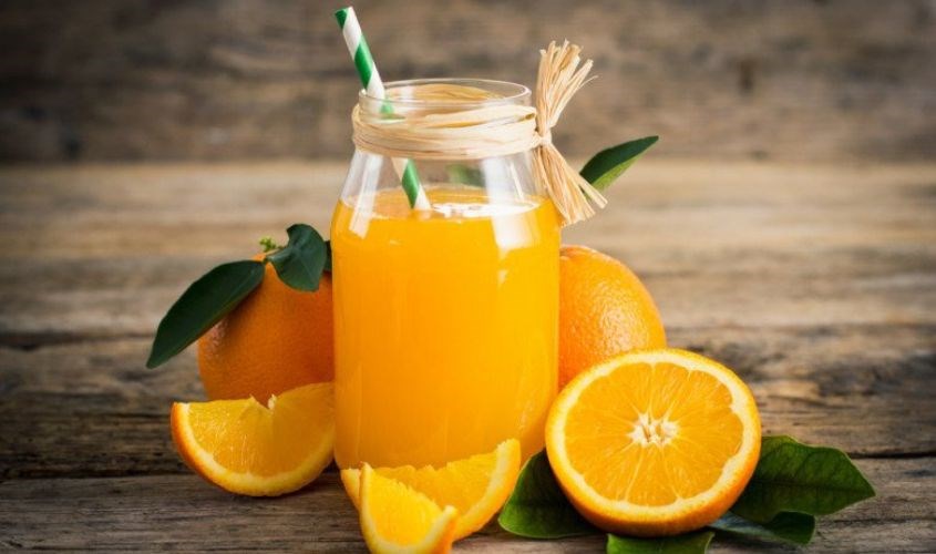 Uống nước cam sẽ giúp da trẻ khỏe khoắn
