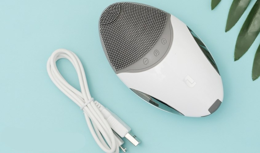 Máy rửa mặt và nâng cơ mặt Lifetrons CMD-100