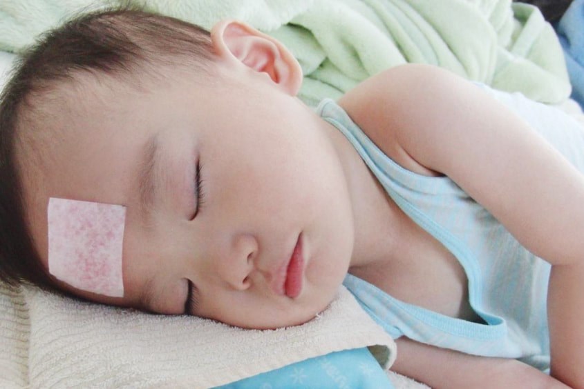 Mụn cóc ở trẻ em có nguy hiểm không