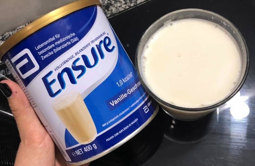 Pha sữa Ensure theo đúng công thức để sữa đem lại chất lượng tốt nhất