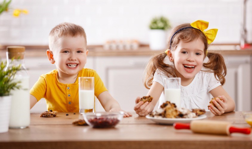 Mẹ bỉm có thể cho bé sử dụng sữa thường xuyên Mẹ bỉm có thể cho bé sử dụng sữa thường xuyên