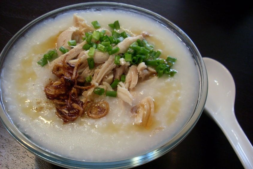 Cách chưng yến cho bà bầu với cháo gà xé