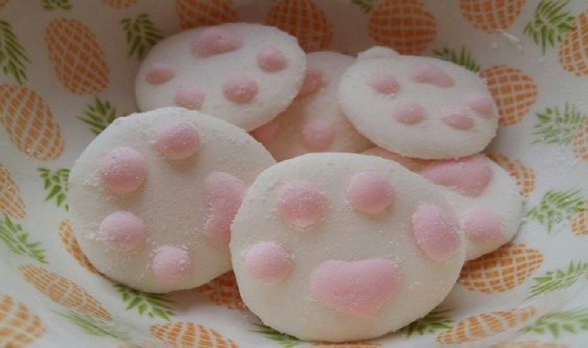 Marshmallow chân mèo
