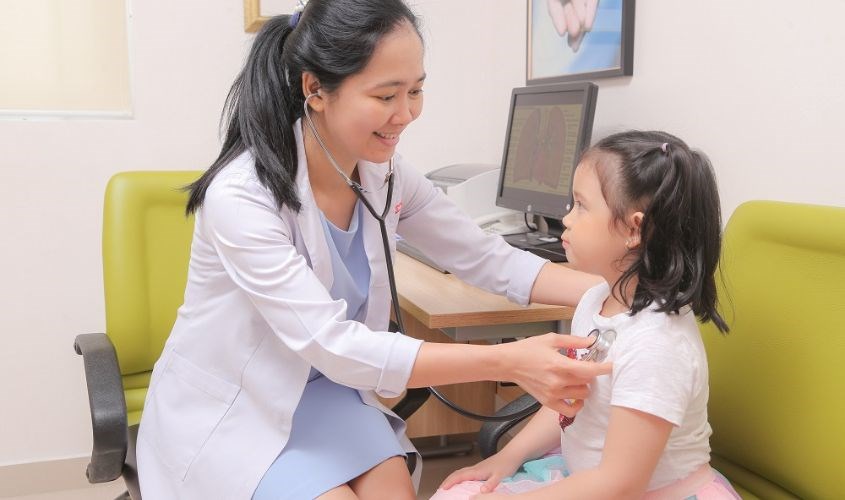 Ưu tiên chọn những bác sĩ tiêu hóa nhi giỏi TPHCM Ưu tiên chọn những bác sĩ tiêu hóa nhi giỏi TPHCM